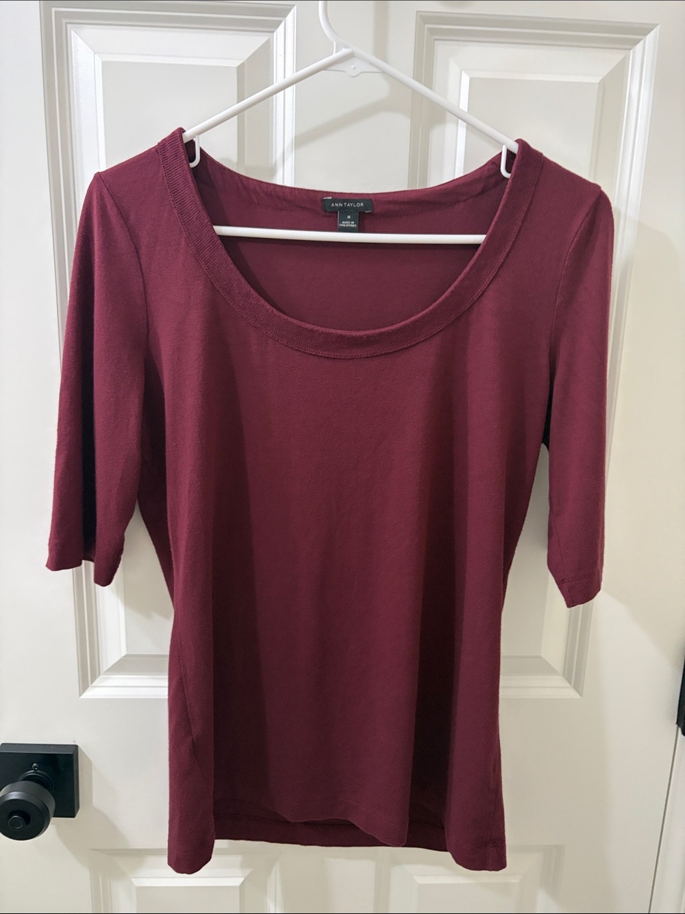 Ann Taylor Scoop Neck Elbow Sleeve Top in Wine